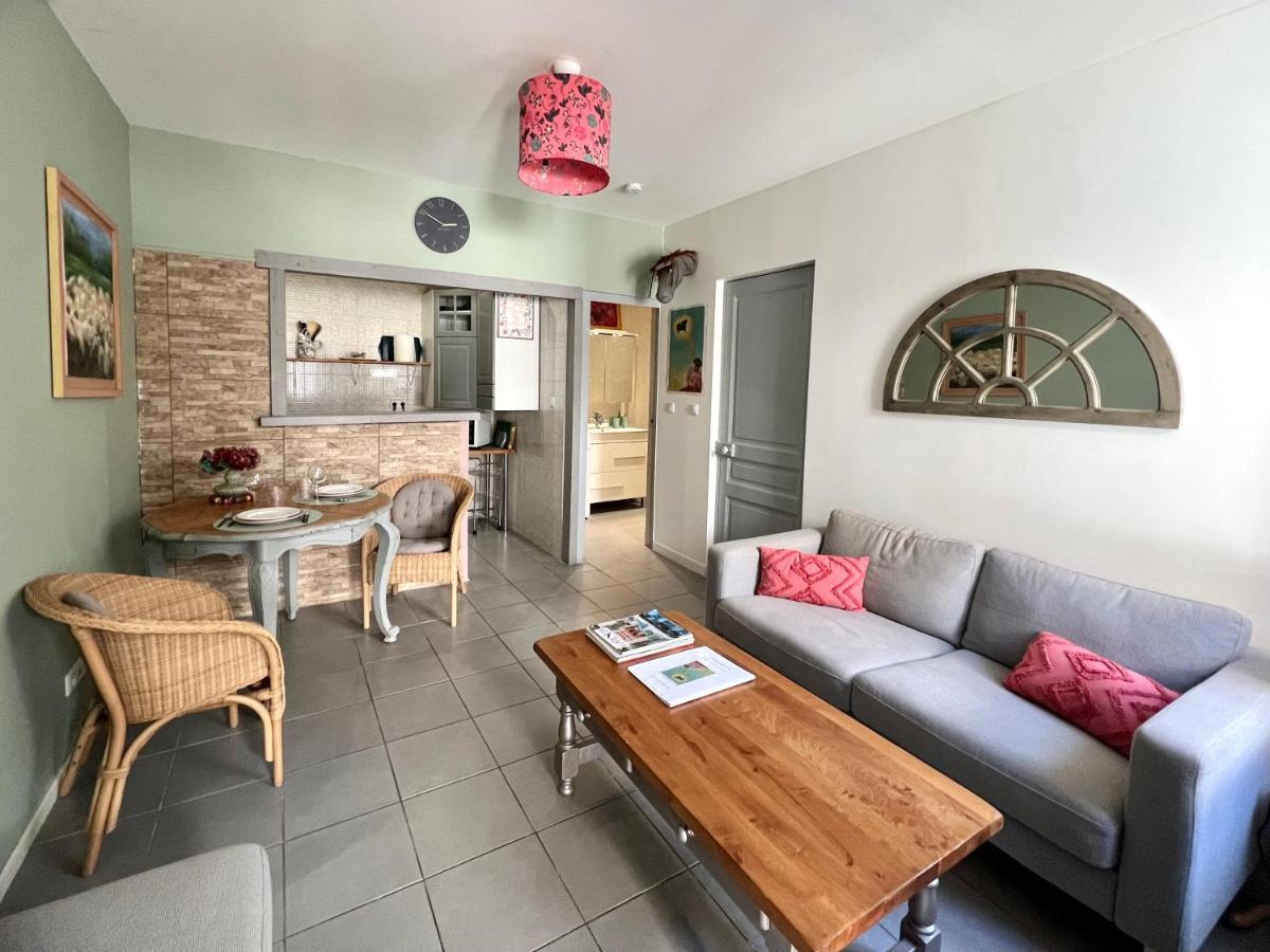 La Courette - T2 Plus Parking Gratuit Nîmes Esterno foto
