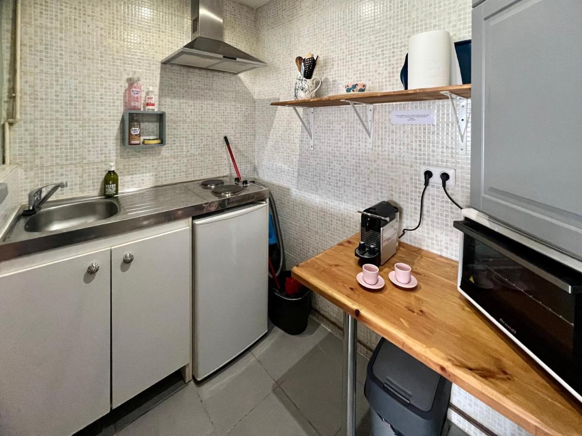 La Courette - T2 Plus Parking Gratuit Nîmes Esterno foto