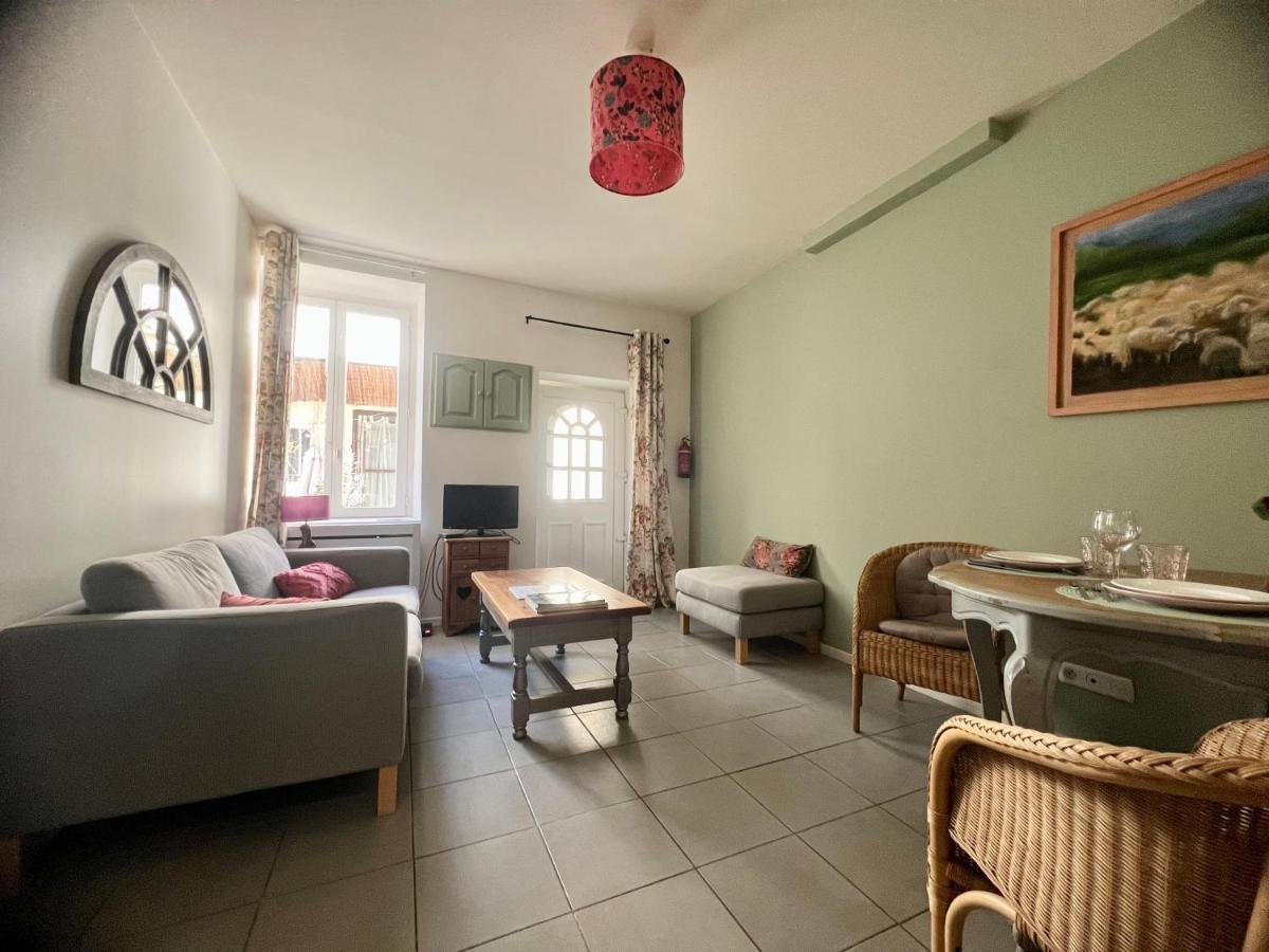 La Courette - T2 Plus Parking Gratuit Nîmes Esterno foto