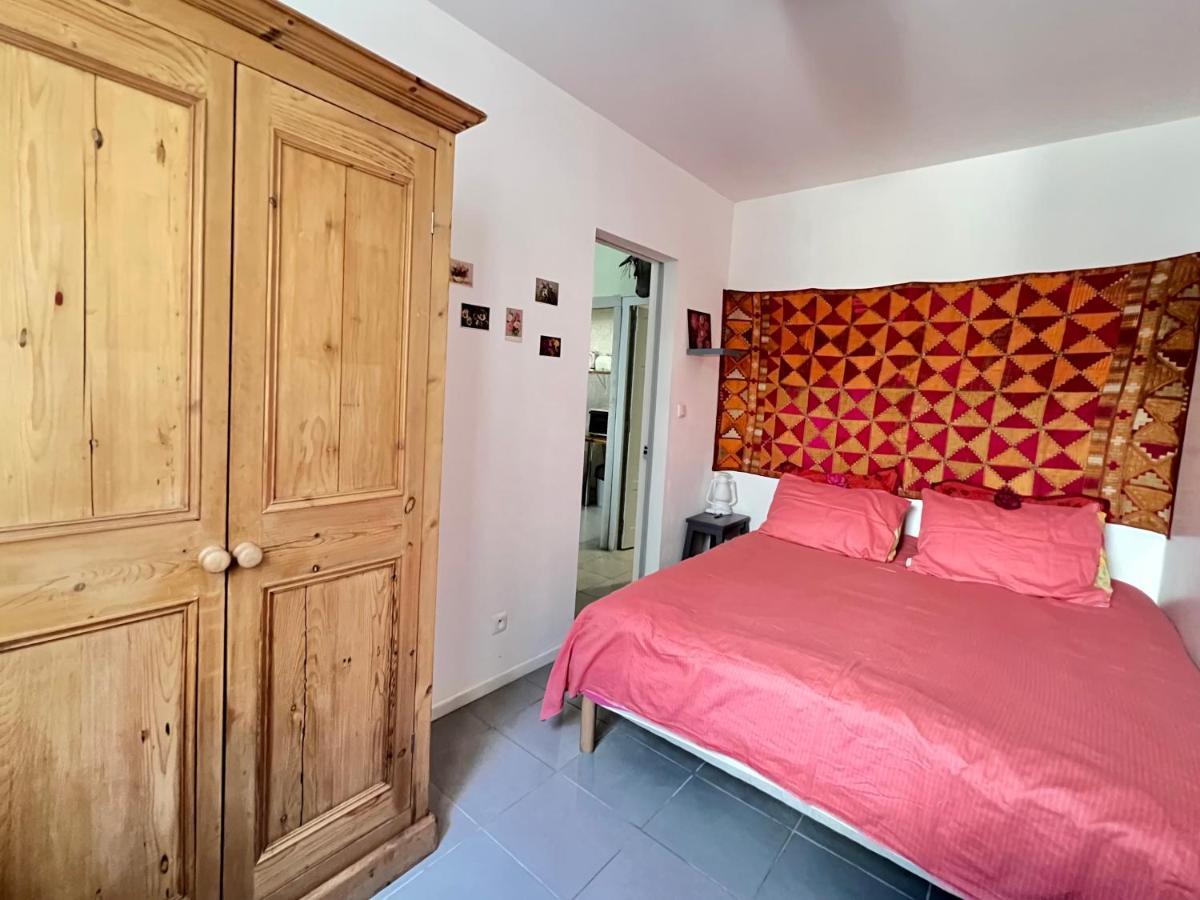 La Courette - T2 Plus Parking Gratuit Nîmes Esterno foto
